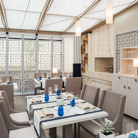 Bastion Heritage מלון