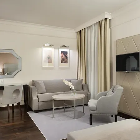 酒店 Bastion Heritage 4*