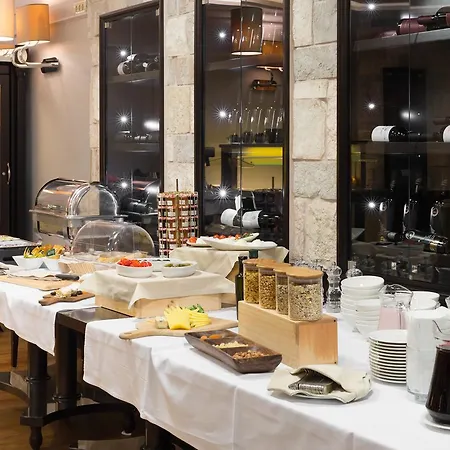 מלון Bastion Heritage זאדאר