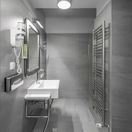 호텔 Bastion Heritage 4*