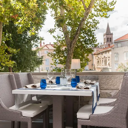 Bastion Heritage 호텔