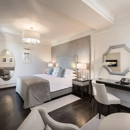 호텔 Bastion Heritage 4*