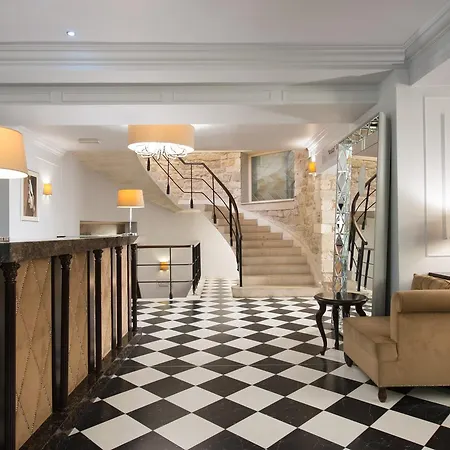 Bastion Heritage 호텔