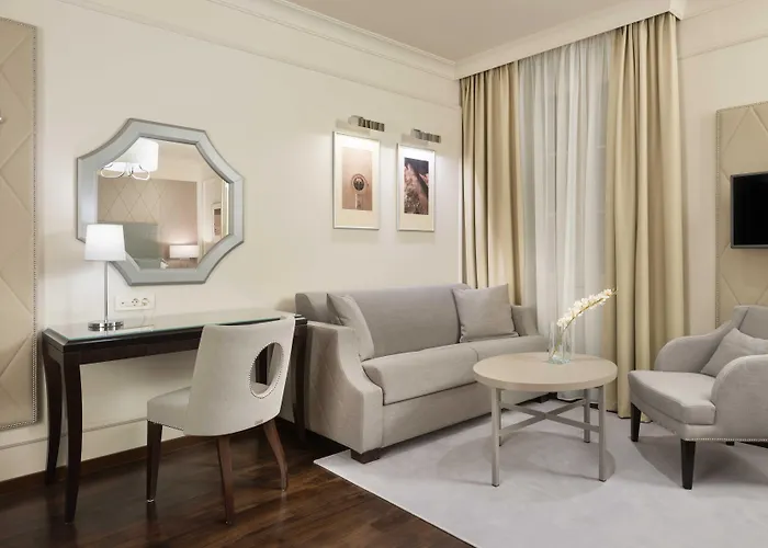 Hotell Bastion Heritage 4*