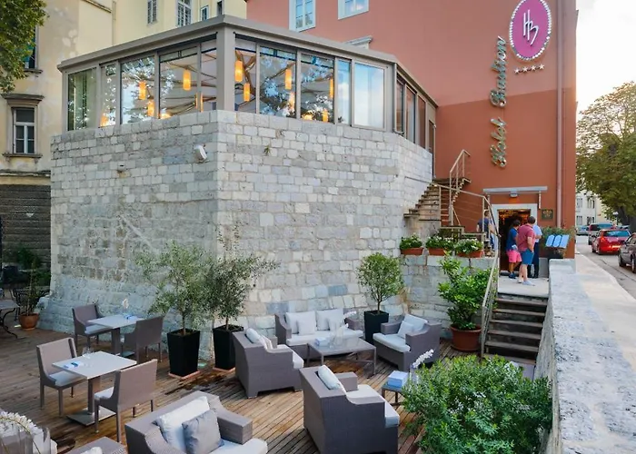 Bastion Heritage 4* 扎达尔