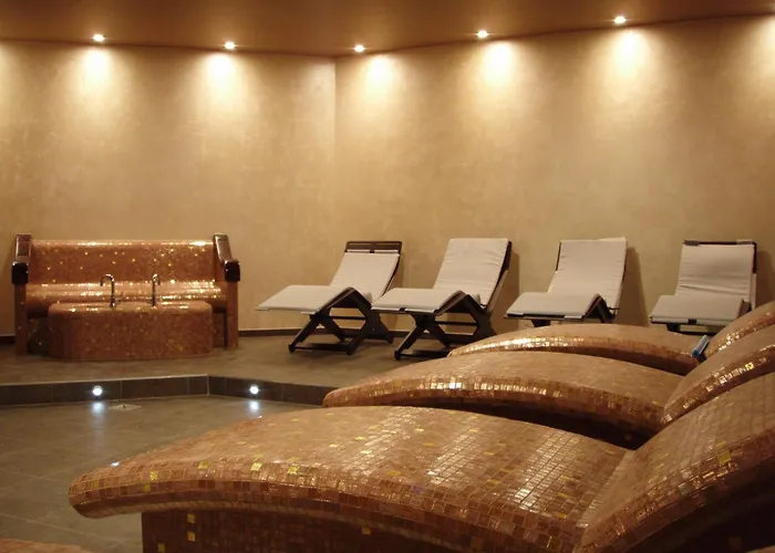 Bastion Heritage Hotell 4*